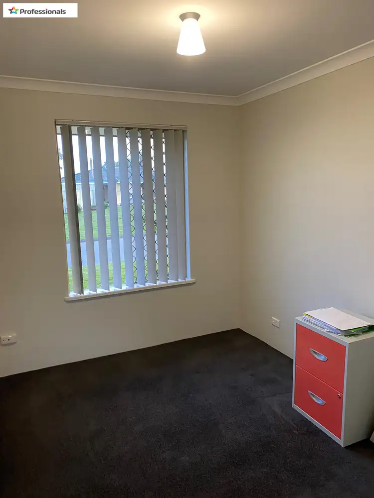 Sixth view of Homely house listing, 2 Tea Tree Place, Pinjarra WA 6208