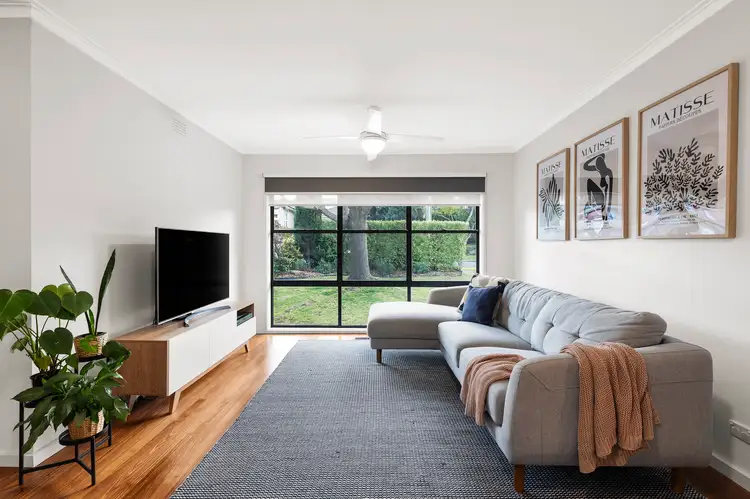 Third view of Homely house listing, 15 Jennifer Court, Macleod VIC 3085