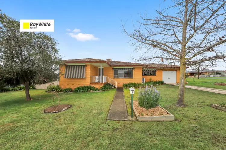 6 Clarence Street, Tumut NSW 2720