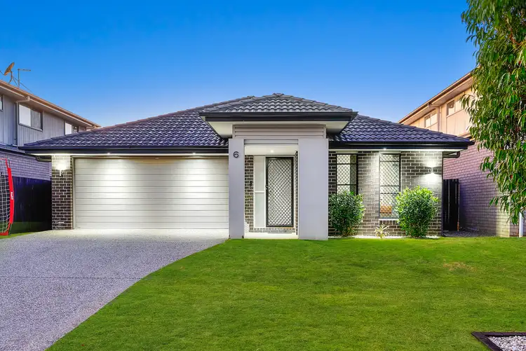 6 Cooloola Crescent, North Lakes QLD 4509