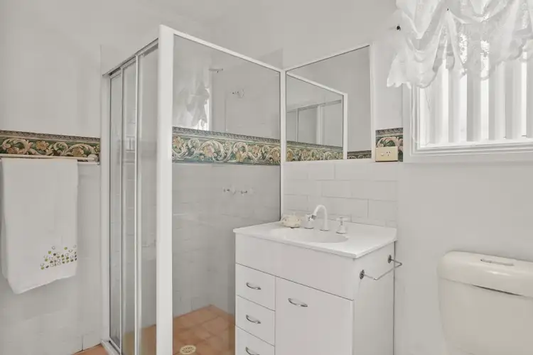 Fourth view of Homely villa listing, 9 Willow Crescent, Kanahooka NSW 2530