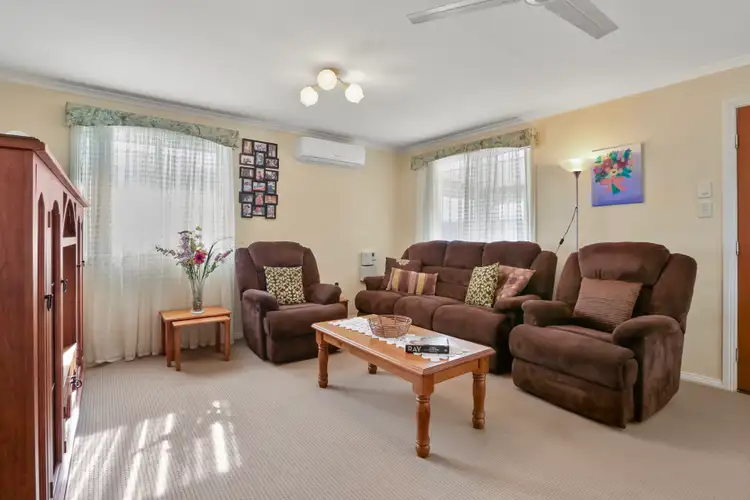 Fifth view of Homely villa listing, 9 Willow Crescent, Kanahooka NSW 2530