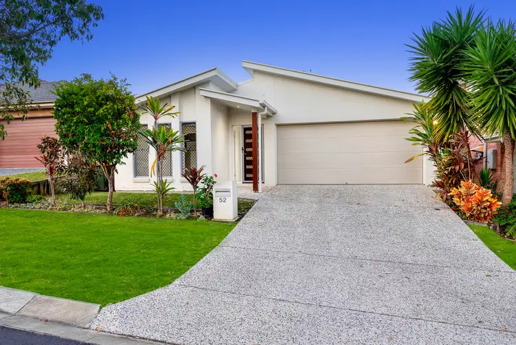 52 Mapleton Drive, North Lakes QLD 4509