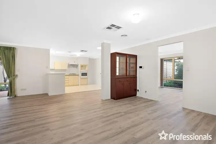 22 Blaxland Elbow