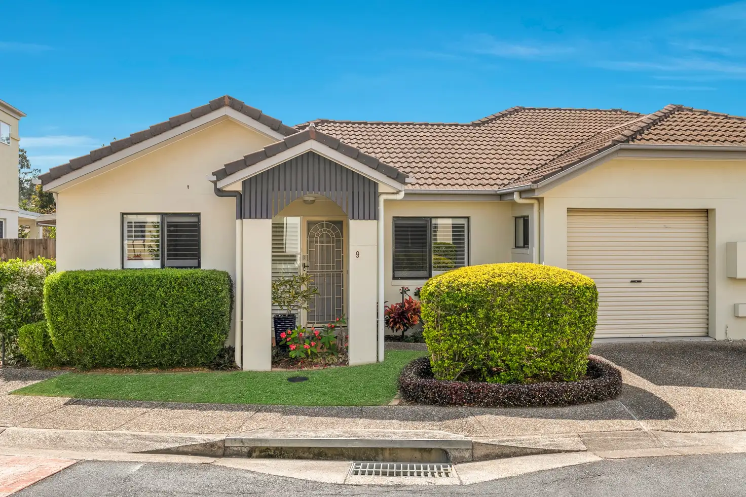 Main view of Homely villa listing, 9/9 Amazons Place, Sinnamon Park QLD 4073