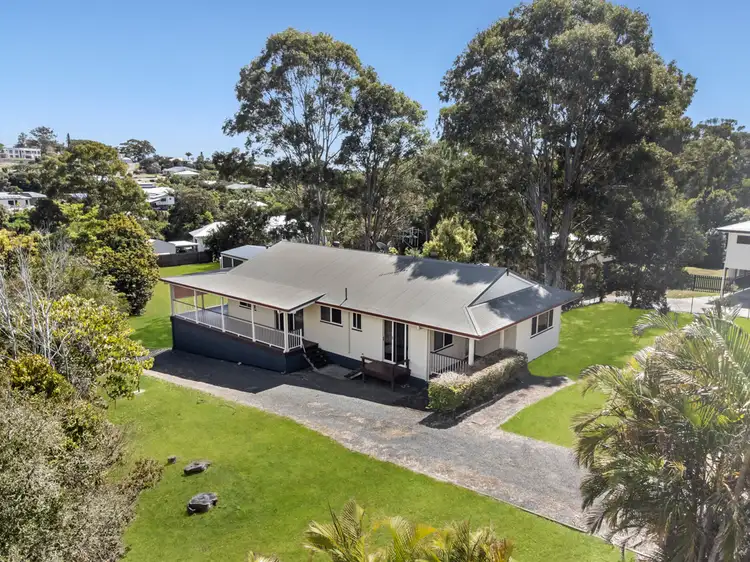 77 Panorama Drive, Dundowran Beach QLD 4655