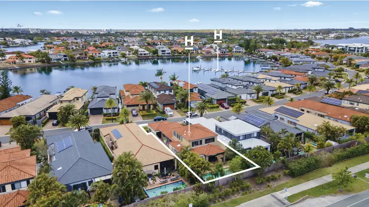 534 Oyster Cove Promenade, Helensvale QLD 4212