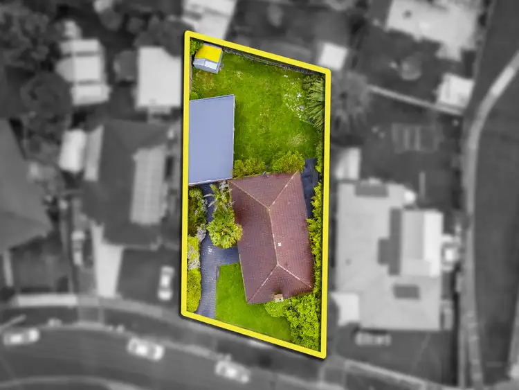 Second view of Homely house listing, 11 Sarah Place, Hampton Park VIC 3976