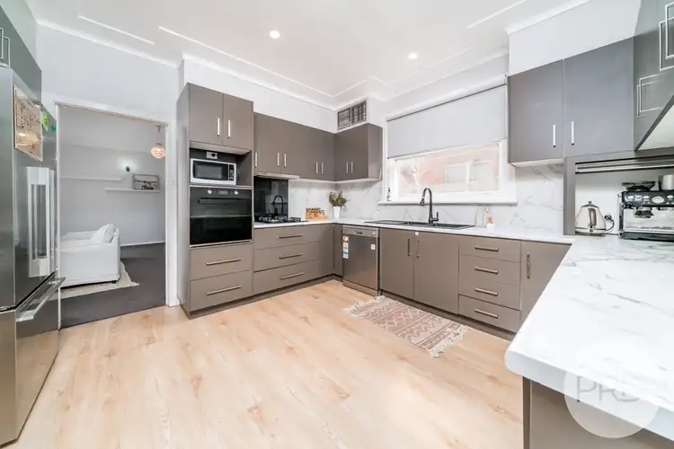 Sixth view of Homely house listing, 95 Fernleigh Road, Turvey Park NSW 2650