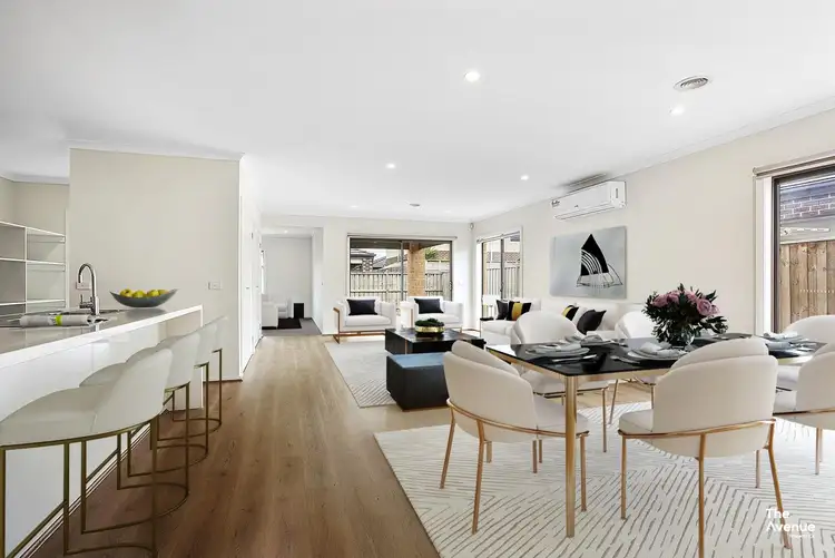 Fifth view of Homely house listing, 4 Berrima Court, Cranbourne North VIC 3977
