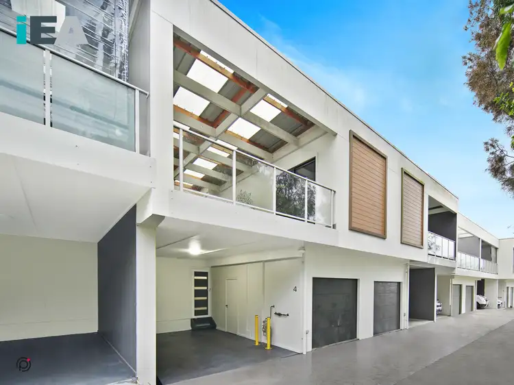 4/301 Princes Highway, Albion Park Rail NSW 2527