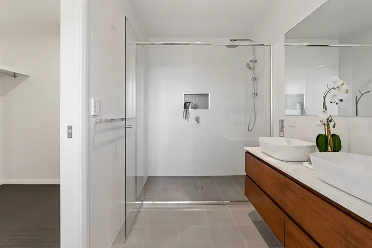 Sixth view of Homely house listing, 15 Roseteague Way, Orange NSW 2800