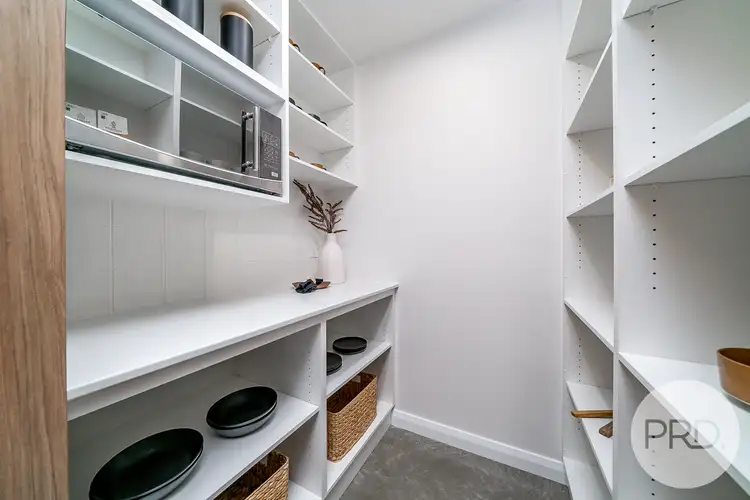 Fourth view of Homely house listing, 10 Valencia Drive, Gobbagombalin NSW 2650
