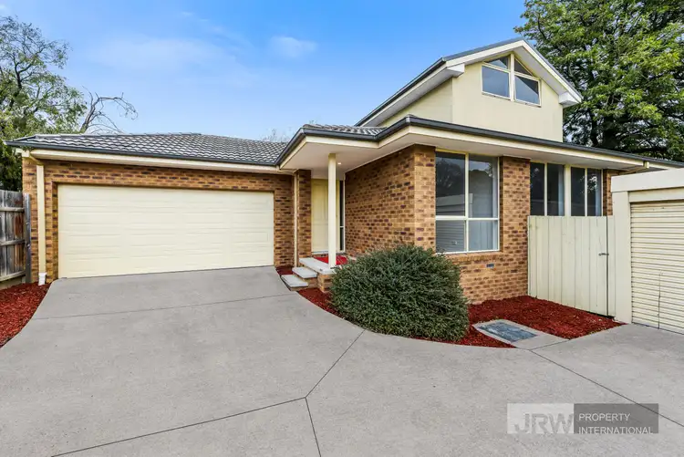 2/11 Westham Crescent, Bayswater VIC 3153