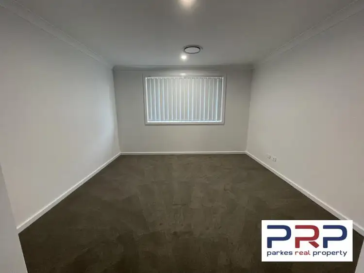 Sixth view of Homely house listing, 10 Cedar Crescent, Parkes NSW 2870