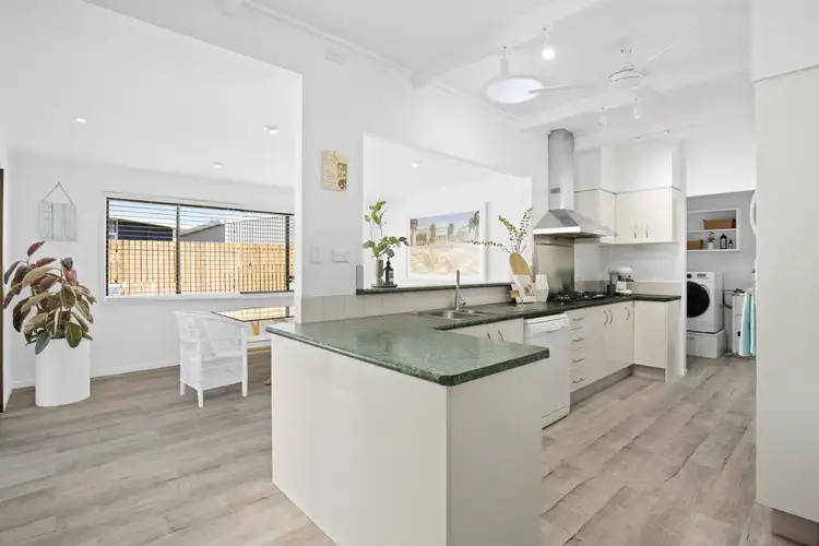 35 Savoy Drive, Broadbeach Waters QLD 4218