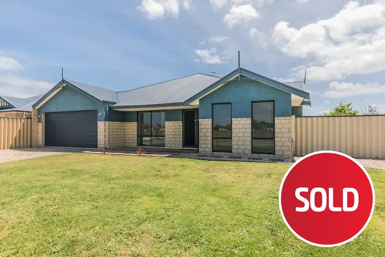 31 Pamplona Boulevard, Port Kennedy WA 6172