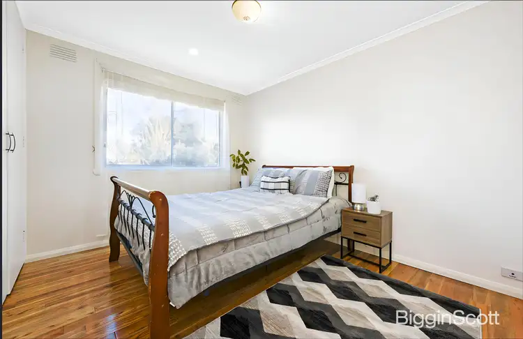 Fifth view of Homely unit listing, 1/1 Winbourne Road, Mount Waverley VIC 3149