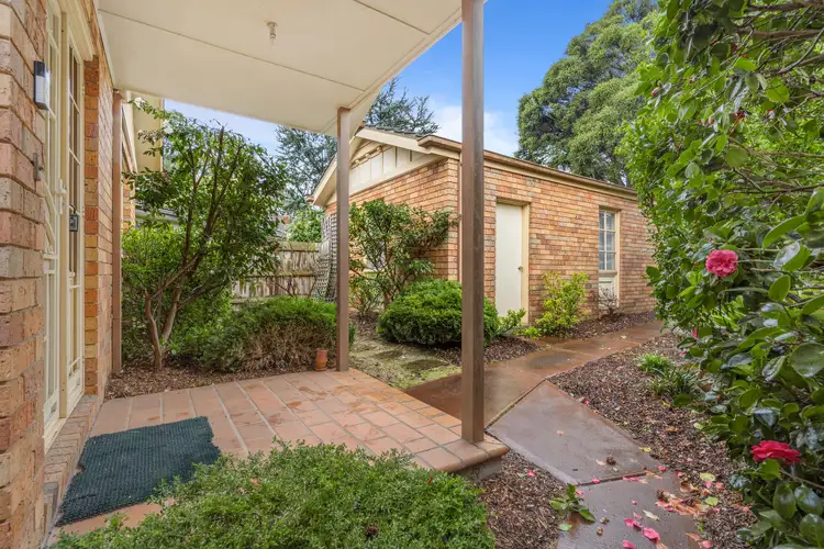 Fourth view of Homely house listing, 8 Woorill Court, Vermont VIC 3133