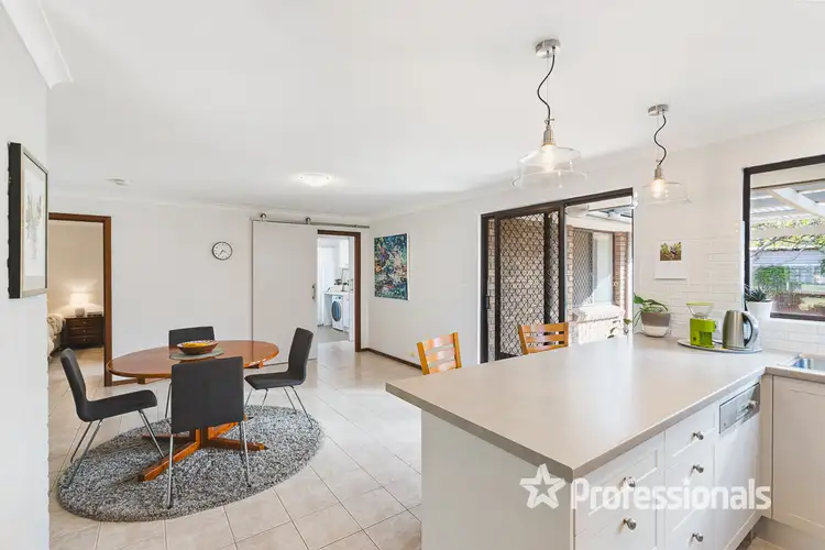 Fourth view of Homely house listing, 5 Simon Close, Broadwater WA 6280