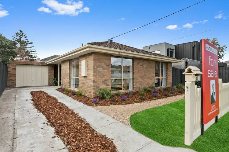 19 Royal Road, Bonbeach VIC 3196