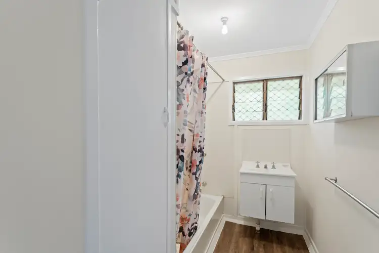 Fifth view of Homely house listing, 7 Elizabeth Crescent, Goodna QLD 4300