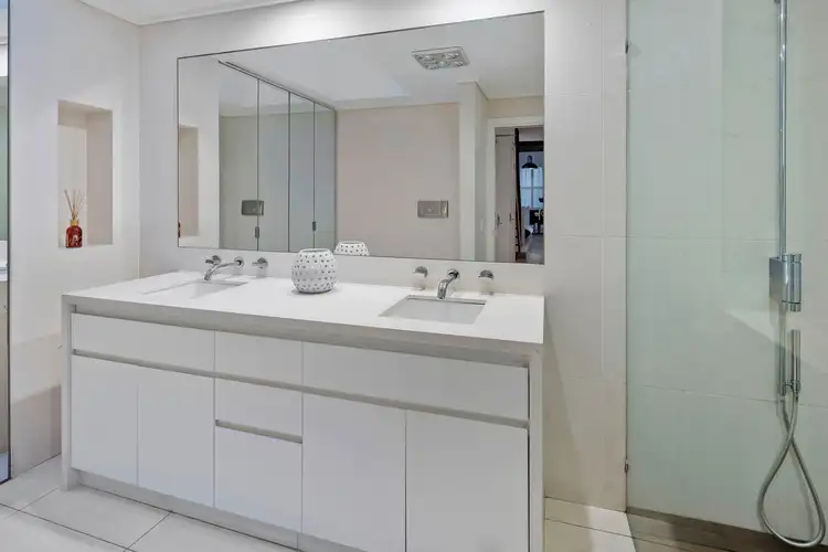 Third view of Homely unit listing, 4/10 Manton Lane, Melbourne VIC 3000