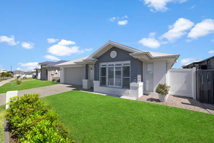 4 Sitella Place, Palmview QLD 4553