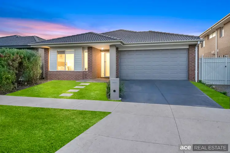 Second view of Homely house listing, 14 Otago Grove, Werribee VIC 3030