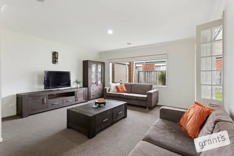 Fifth view of Homely house listing, 1 Alkira Court, Narre Warren South VIC 3805