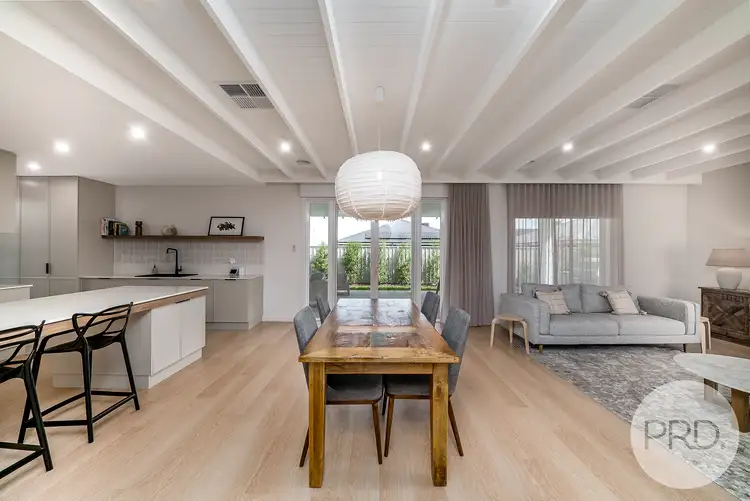 Fifth view of Homely house listing, 10 Bondi Crescent, Gobbagombalin NSW 2650