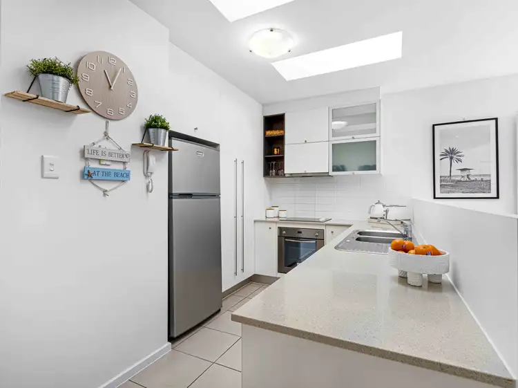 Seventh view of Homely townhouse listing, 27/80 Moolyyir Street, Urangan QLD 4655