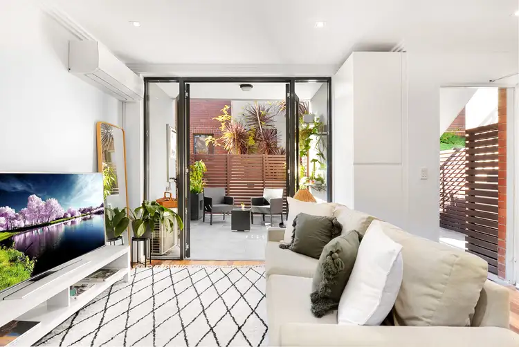 Main view of Homely unit listing, 4/94-96 Yorktown Parade, Maroubra NSW 2035