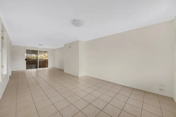 Third view of Homely semi-detached listing, 4 Belar Court, Kin Kora QLD 4680