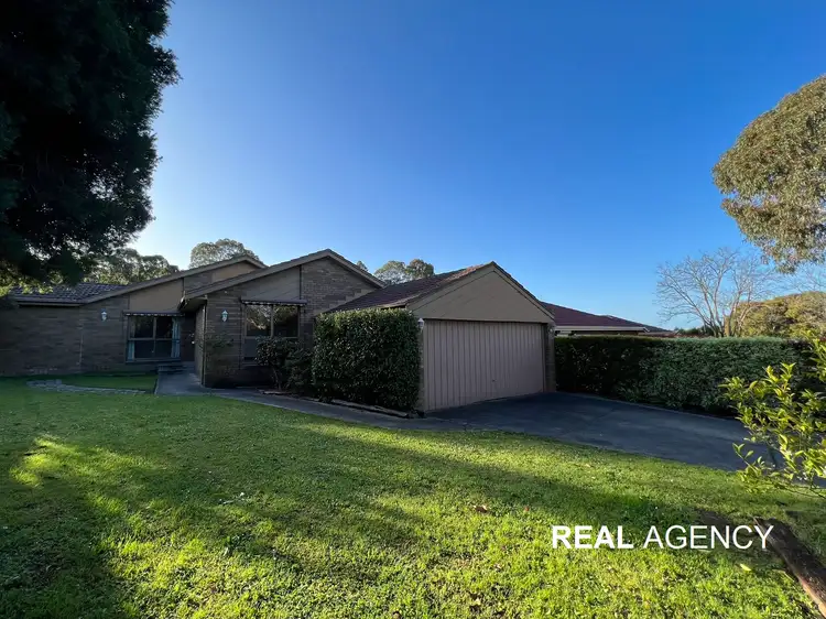 9 Mara Close, Wantirna South VIC 3152