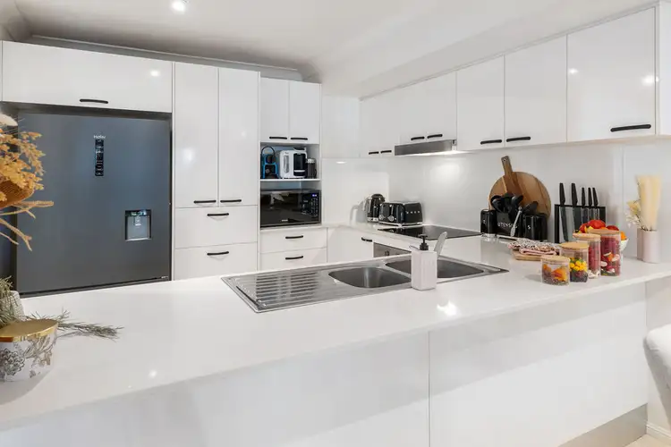 47/100 Morala Avenue, Runaway Bay QLD 4216