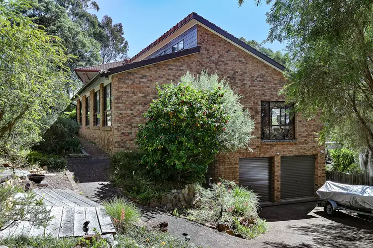 23 Heather Place, Hornsby Heights NSW 2077
