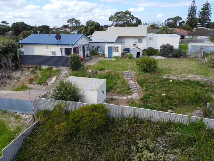 Third view of Homely house listing, 2 Daphne Street, Castletown WA 6450
