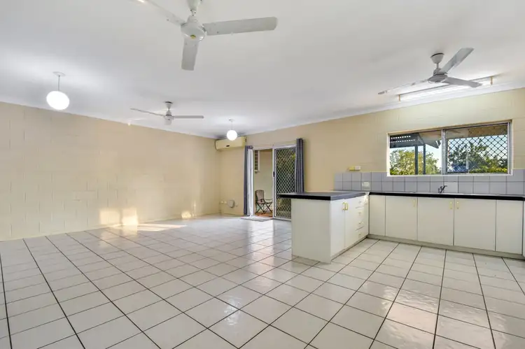 Fifth view of Homely semi-detached listing, 1/5 Favenc Court, Moulden NT 830