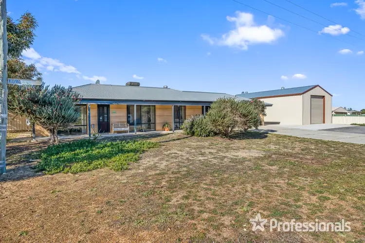 House/2 Harolds Way, Seabird WA 6042