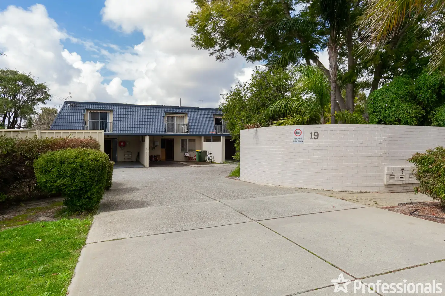 Main view of Homely unit listing, 3/19 Freesia Way, Willetton WA 6155