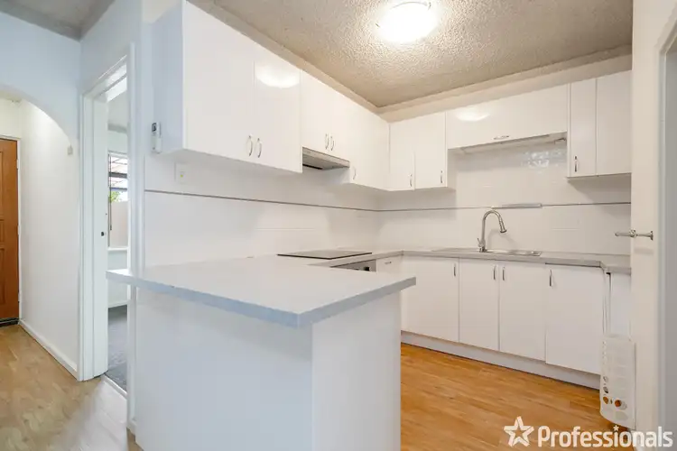 Sixth view of Homely unit listing, 3/19 Freesia Way, Willetton WA 6155