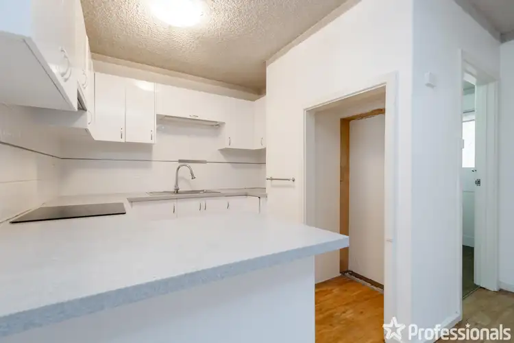 Seventh view of Homely unit listing, 3/19 Freesia Way, Willetton WA 6155