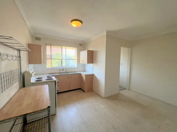 Fifth view of Homely unit listing, 4/98 Clissold Parade, Campsie NSW 2194