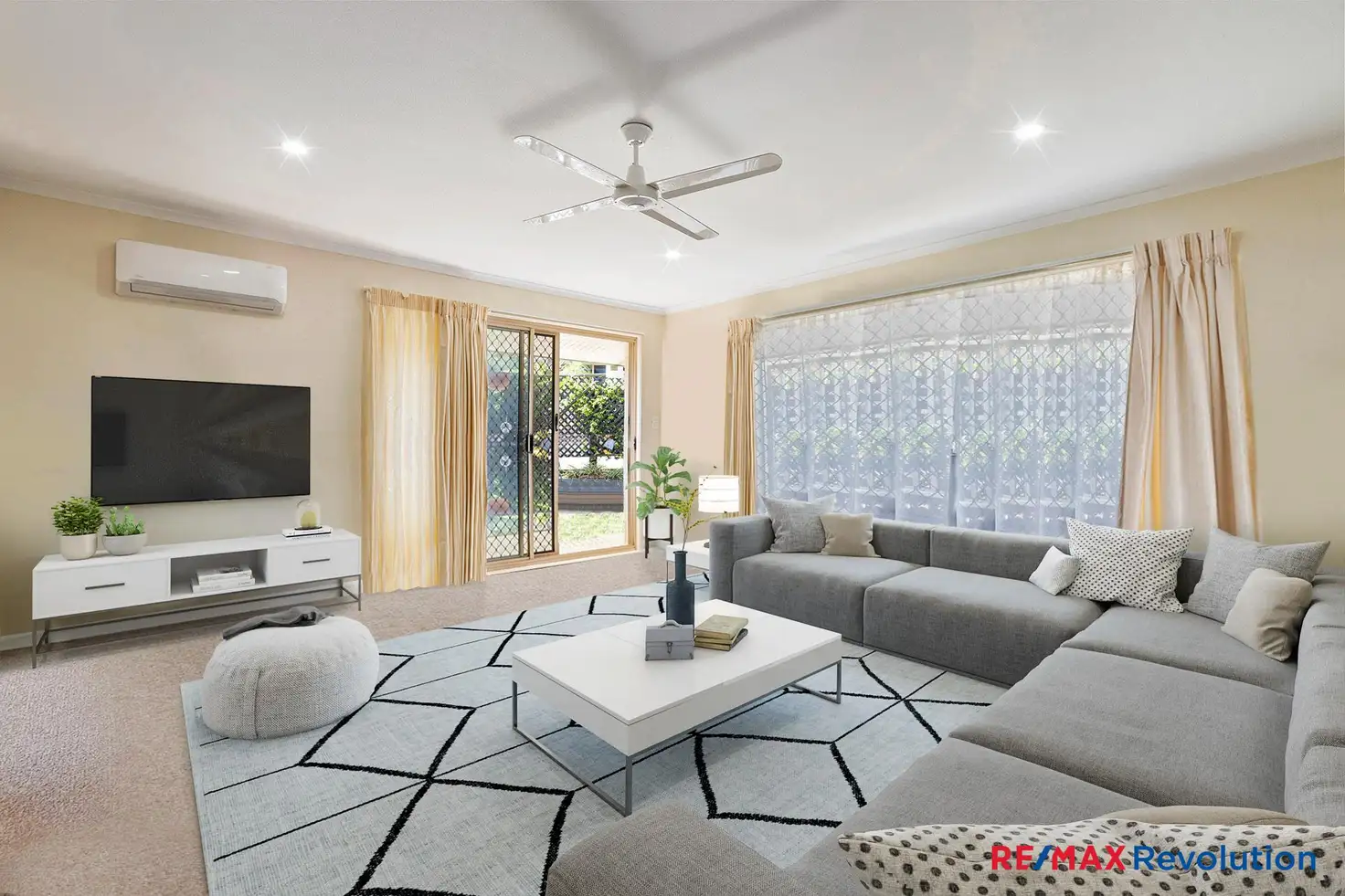 Main view of Homely unit listing, 19/9 Quinton Court, Mount Warren Park QLD 4207
