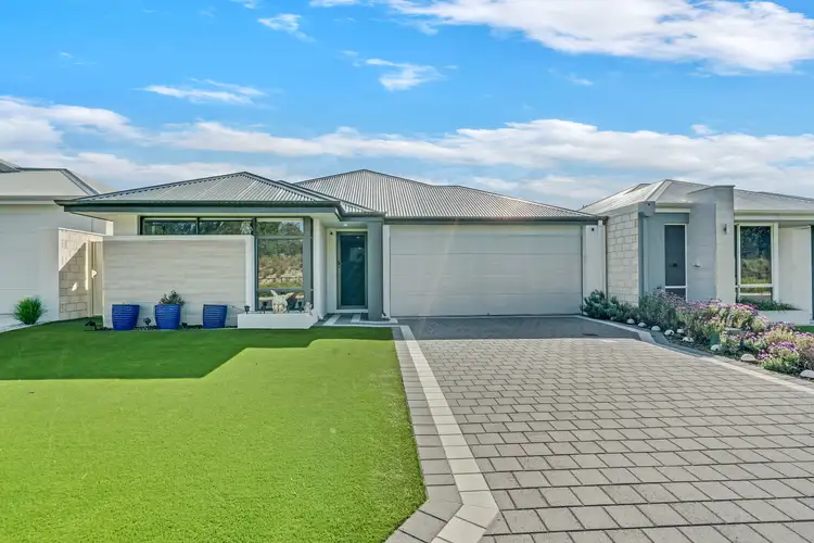 16 Evolution Loop, Eaton WA 6232