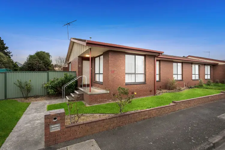 2/1 Crofton Street, Geelong West VIC 3218