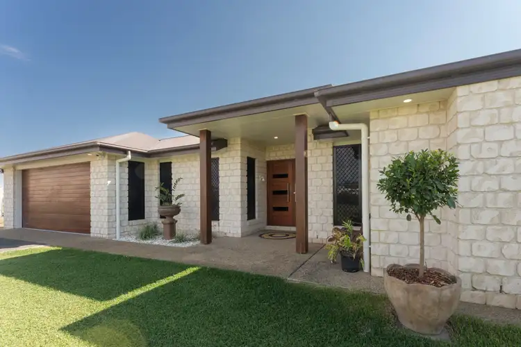 39 Palmerston Drive, Branyan QLD 4670