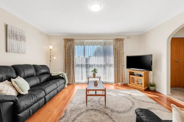 Fifth view of Homely house listing, 6 Jennifer Court, Macleod VIC 3085