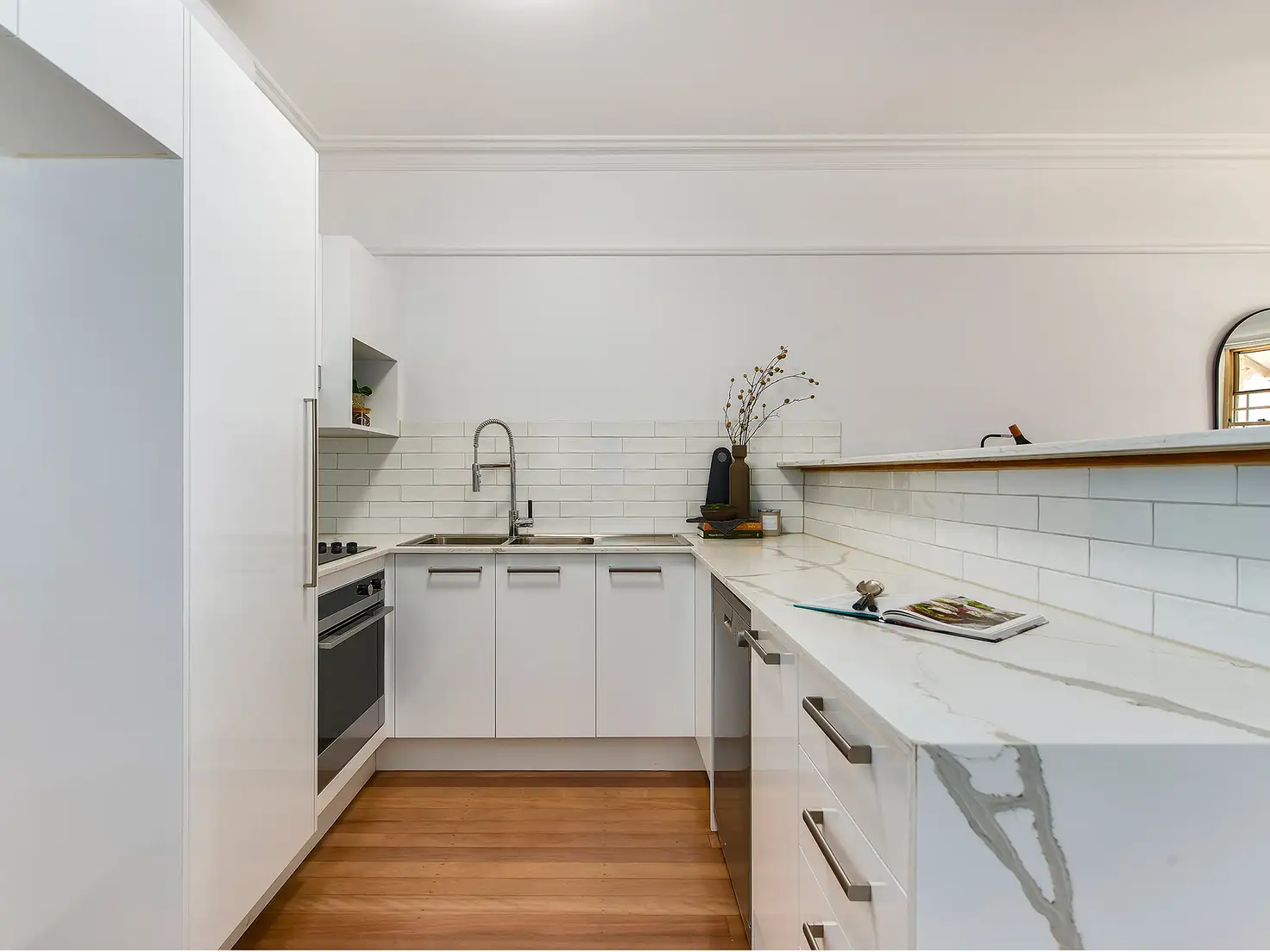 Main view of Homely townhouse listing, 4/32 Wooloowin Avenue, Wooloowin QLD 4030